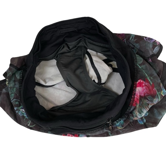 lululemon Run Speed Short RARE Curious Jungle Black Luxtreme *4-way stretch - Picture 14 of 16